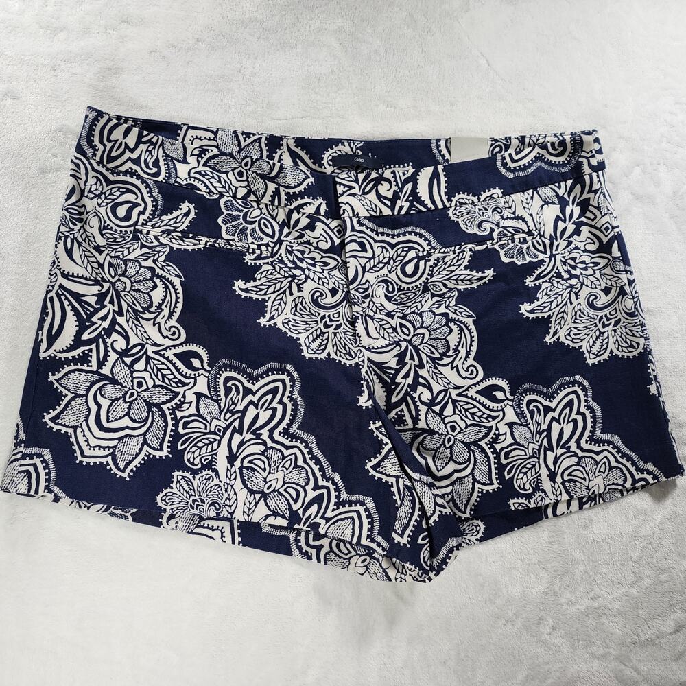 NWT Gap Blue Floral Paisley Clean Front Shorts Size 16
